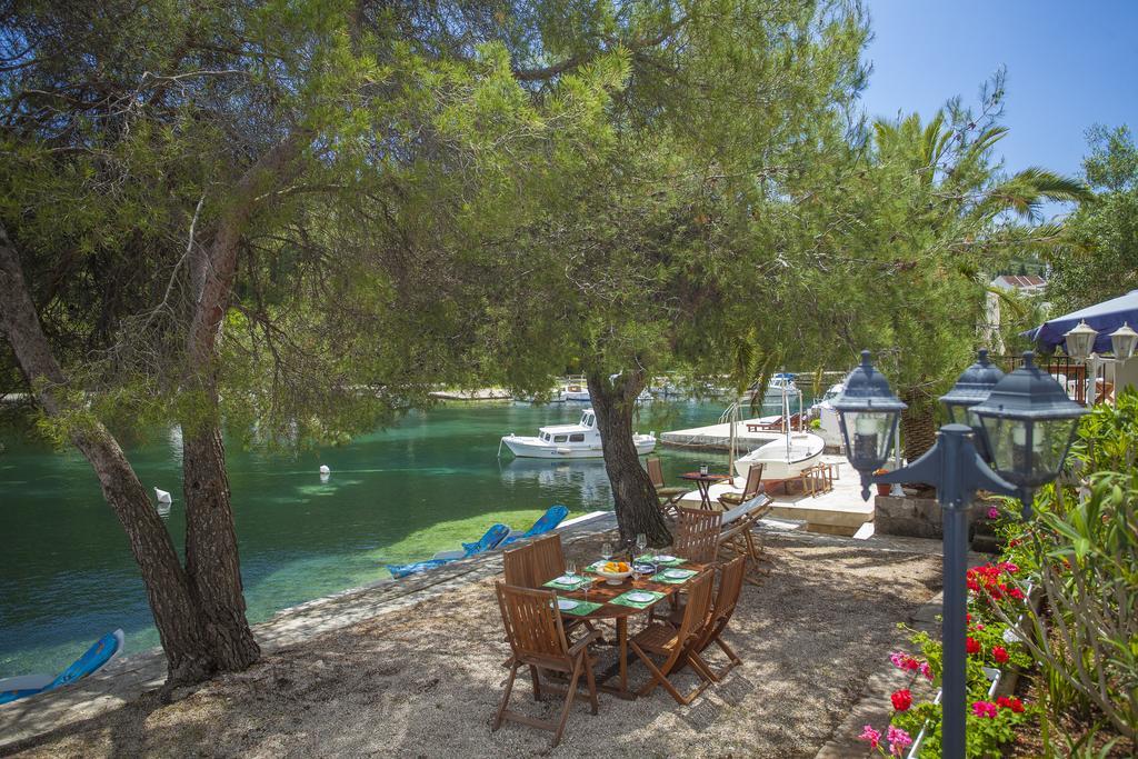 Apartments Matijasevic Đảo Korčula Ngoại thất bức ảnh