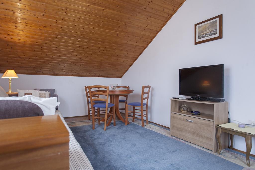 Apartments Matijasevic Đảo Korčula Ngoại thất bức ảnh